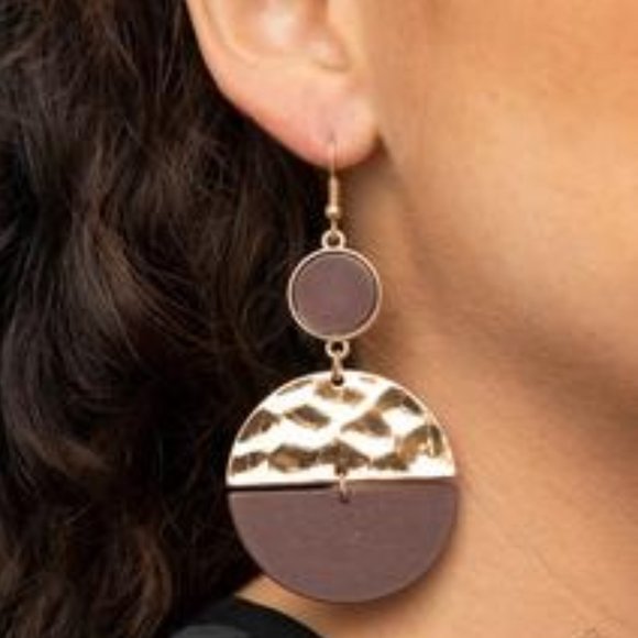 Paparazzi - Picture 2 of 14